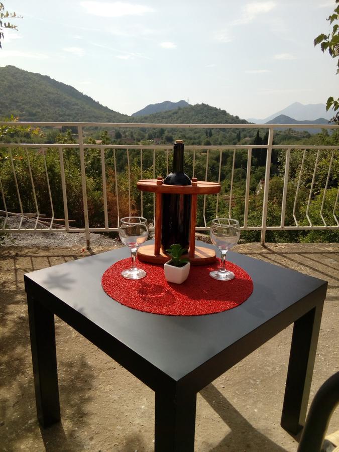 Country House "Lipa" Komarno Virpazar Bagian luar foto